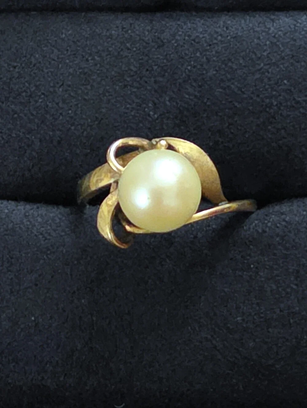 14k Pearl Yellow Gold Ring (Vintage)